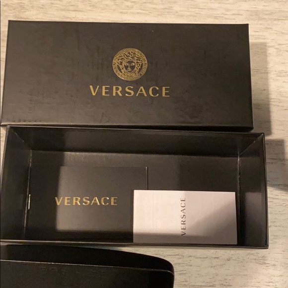 Versace unisex sunglasses authentic - Picture 12 of 12